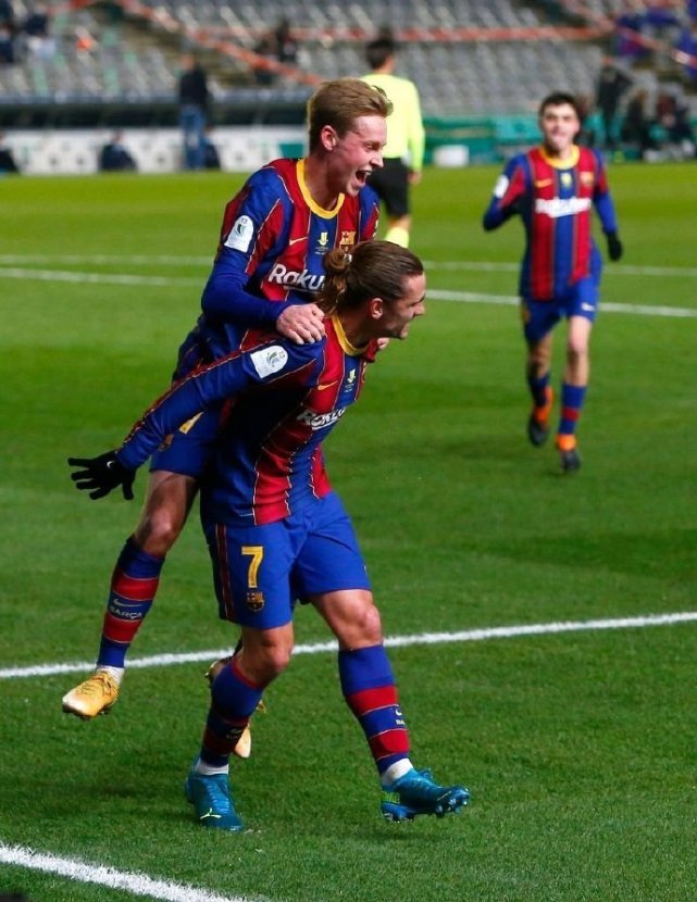 荷媒：范黑克不想与布莱顿续约，热刺和纽卡在关注他的情况