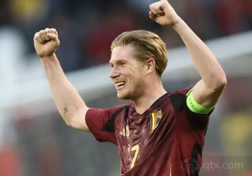 说唱歌手GAI祝贺铜梁龙冲超成功，官方回复：GAI哥我们做到了